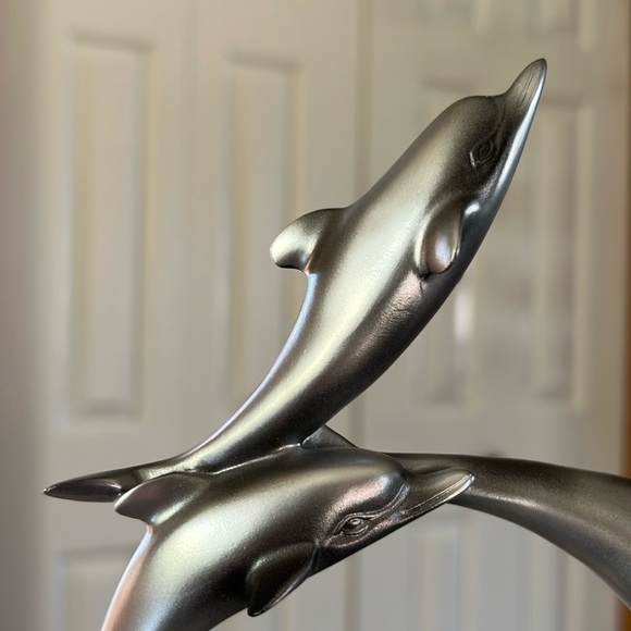 Vintage Dolphin Ring Statue Decor - Picture 5 of 12